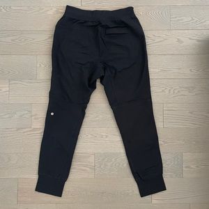 Lulu Lemon Intent Jogger